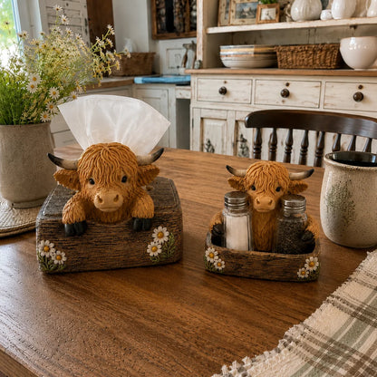 Cute Highland Cow salt pepper and tissue box 2-piece set
