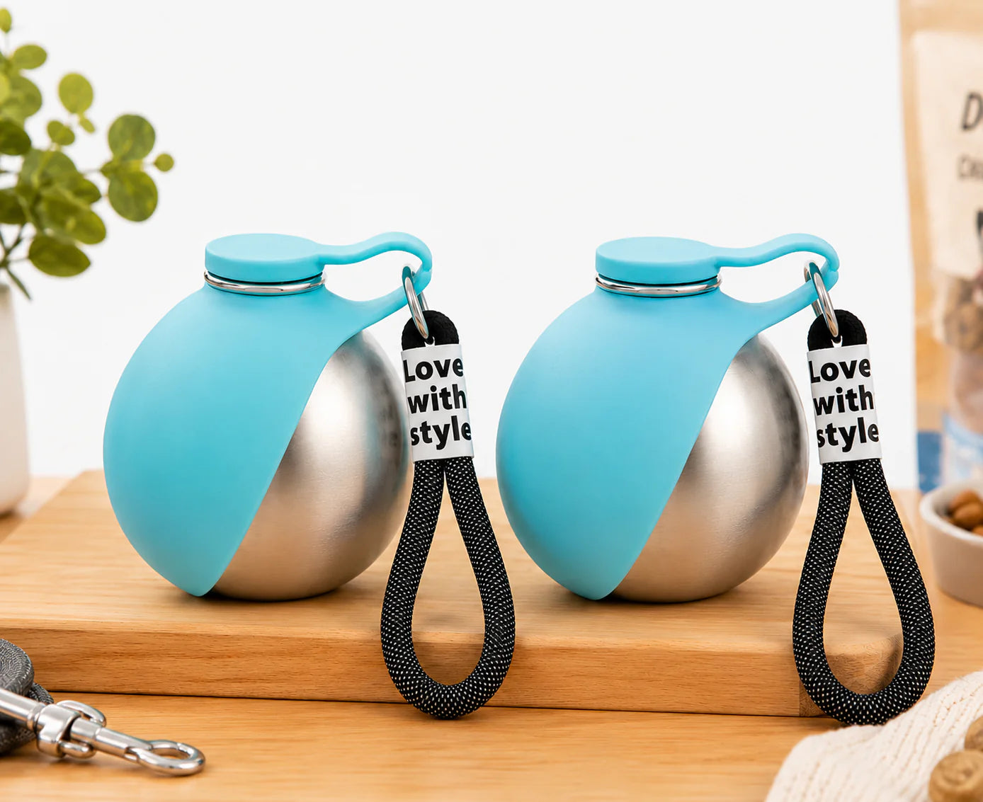 2-in-1 Leak-Proof Dog Water Bottle & Foldable Bowl