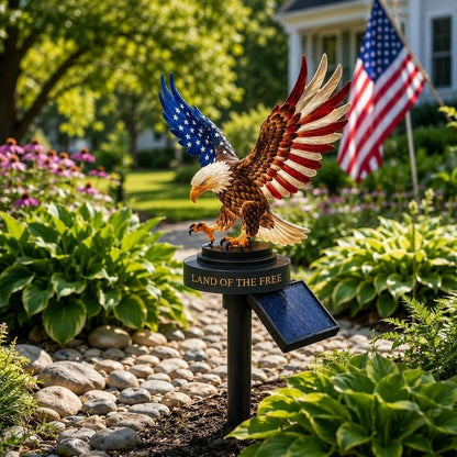 Solar Eagle Garden Stake Light – Patriotic Outdoor Decor