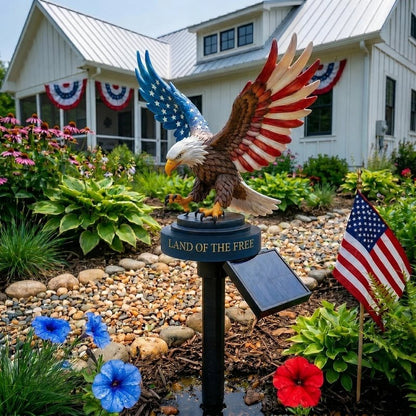 Solar Eagle Garden Stake Light – Patriotic Outdoor Decor